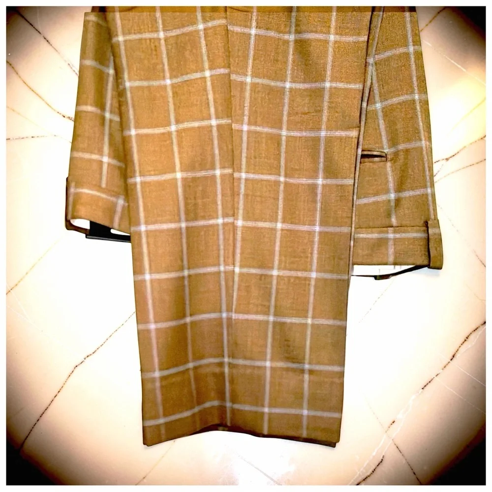 Tom James Custom 3-Piece Suit | Windowpane | Gold Buttons | Classic Tailored